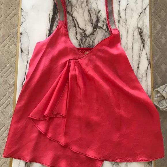 Tea and Honey Coral Blouse - Picture 5 of 5